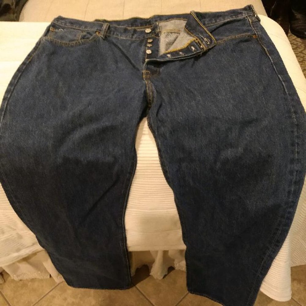 Men's Levi's 501 Button Fly Jeans Dark Wash, Size 44x36